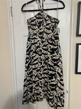 Old Navy Black and Cream Halter Midi/Maxi Dress
